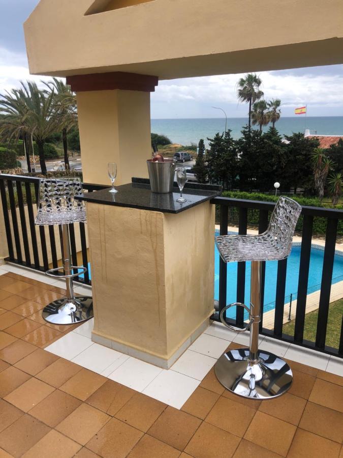 Beachfront Apartment - Sea Views - マルベーリャ エクステリア 写真